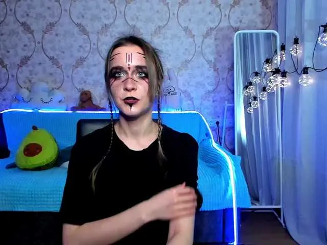 Live sex webcam photo for KiraLiLime #287990223