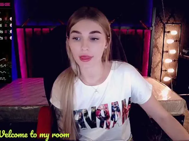 Live sex webcam photo for RapunzelME #271535745