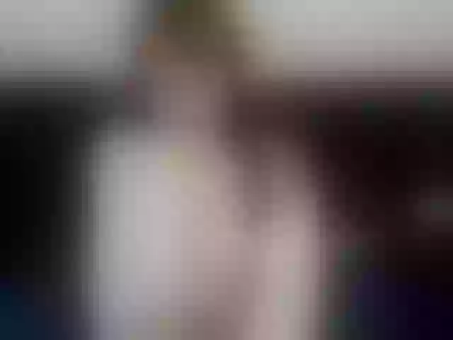 Live sex webcam photo for NaomiVood #271535664