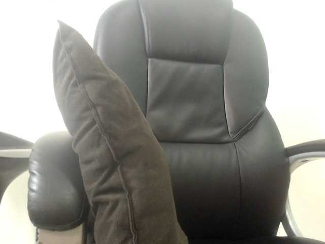 Live sex webcam photo for Mariahaan #271533313