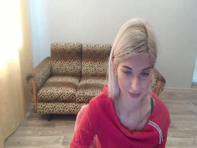 Live sex webcam photo for SexyBeatriice #271534074