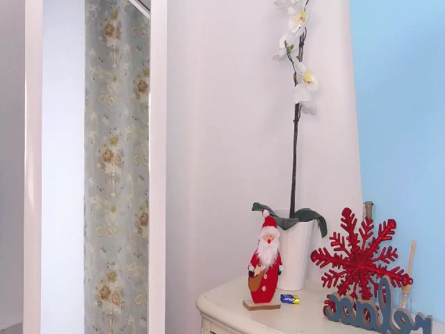 Live sex webcam photo for MilaGrace #271531800