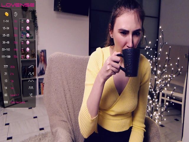 Live sex webcam photo for Sweetty_angel #271542008