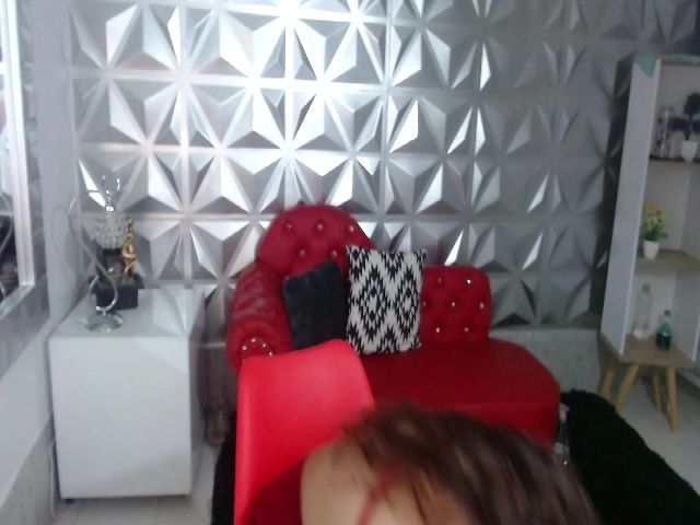 Live sex webcam photo for Roxaneharper #271541056