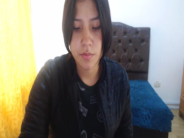 Live sex webcam photo for Emmaafox #271536622