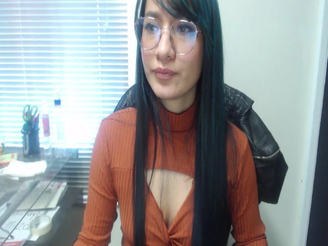 Live sex webcam photo for Pia_Smith_ #271541208