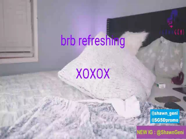 Live sex webcam photo for GeniBae #271534322