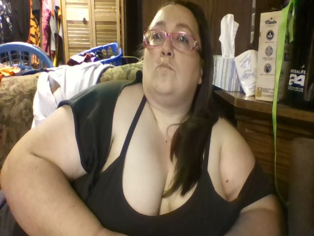 Live sex webcam photo for BBWAngel85 #271531134