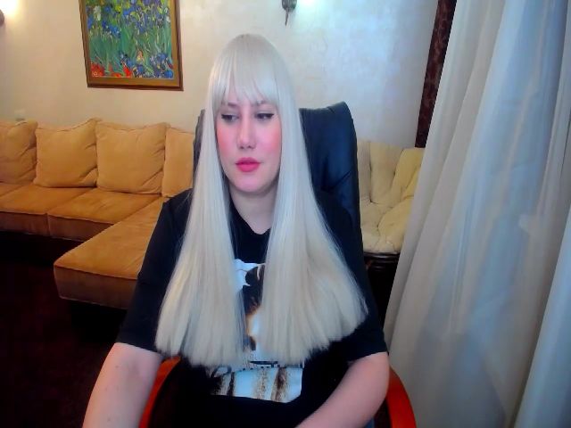Live sex webcam photo for VeritableGirl #271534761