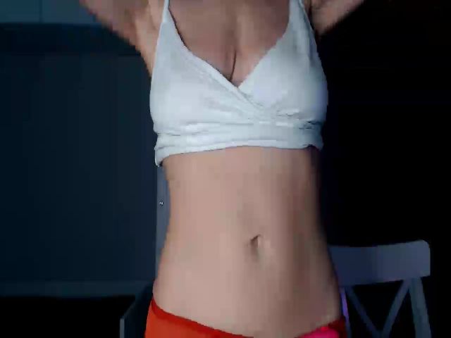 Live sex webcam photo for XBombina #271534656