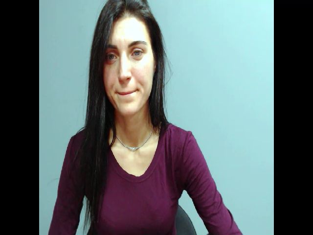 Live sex webcam photo for Miss_Vivian #271541487