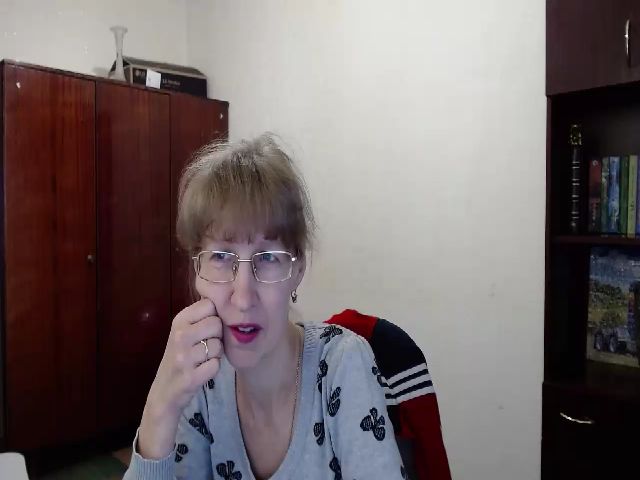Live sex webcam photo for Superledystar #271535189