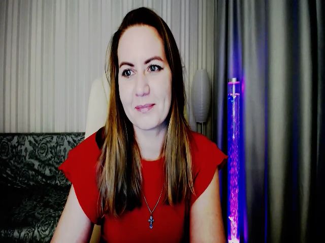 Live sex webcam photo for CintyCat #271538379