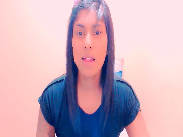 Live sex webcam photo for INDIANGOLD #271539609