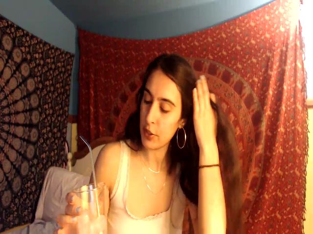 Live sex webcam photo for shysasha1 #271542506