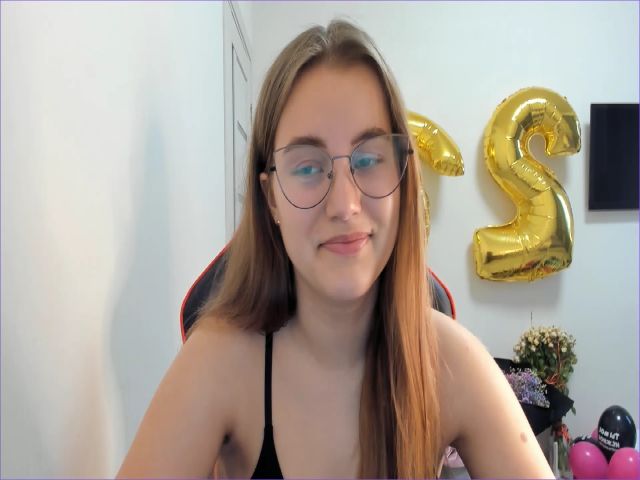 Live sex webcam photo for Lia_lisia #271536702