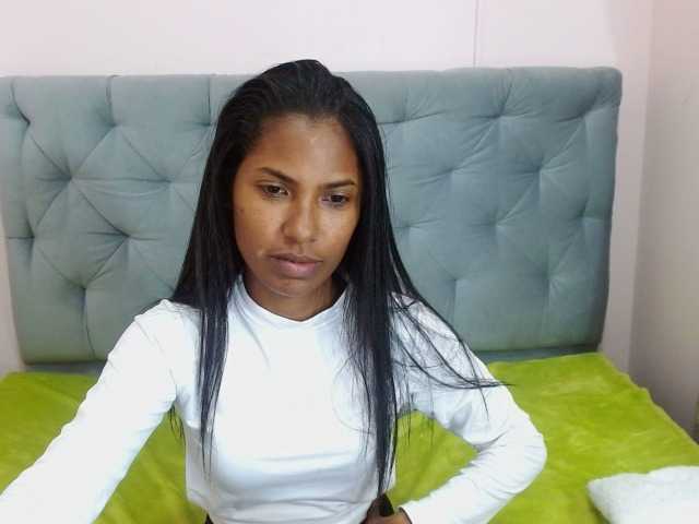 Live sex webcam photo for chantalhothx #271529759