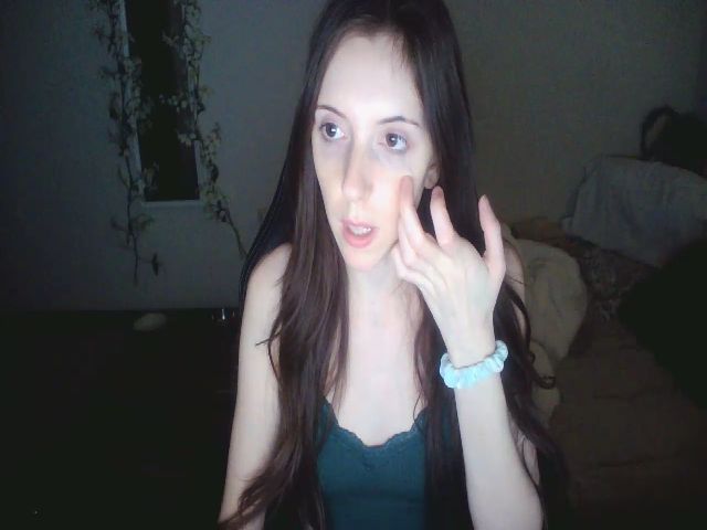 Live sex webcam photo for misiu98 #271530836