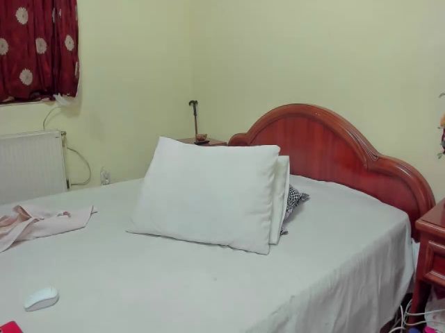 Live sex webcam photo for Wildallisa #271532083