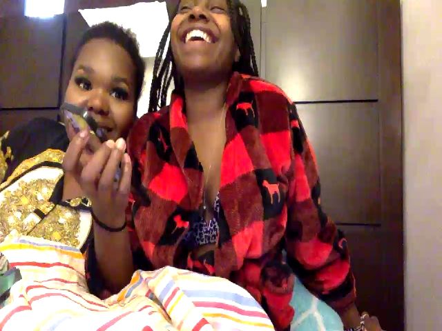 Live sex webcam photo for SkiRose #271541690