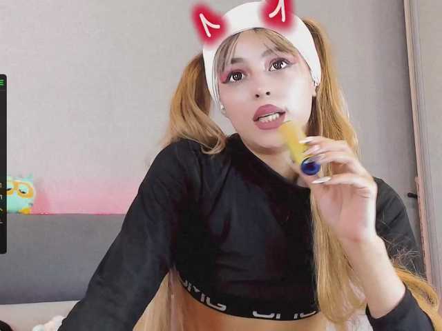 Live sex webcam photo for SashaHiroki #271532630