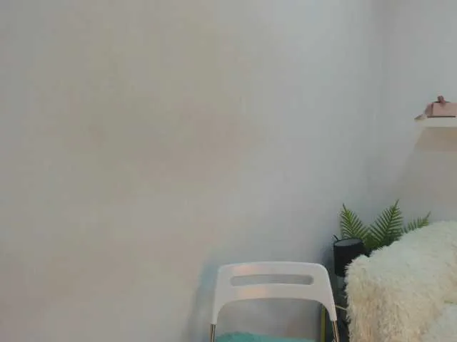 Live sex webcam photo for katelauren #271532689