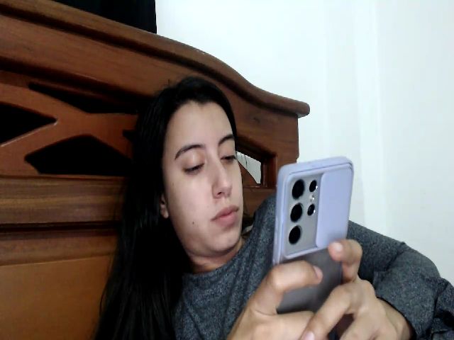 Live sex webcam photo for AmyGroove #271531595