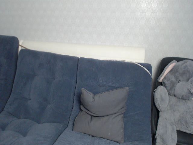 Live sex webcam photo for GloriaDeling #271537107