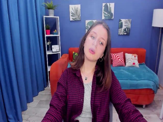 Live sex webcam photo for AudreyPink #271537489