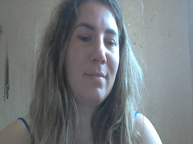 Live sex webcam photo for ChrystalBella #271534620