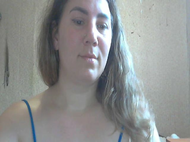 Live sex webcam photo for ChrystalBella #271534931