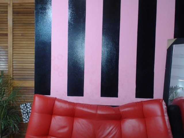 Live sex webcam photo for noah-bianco #271540459