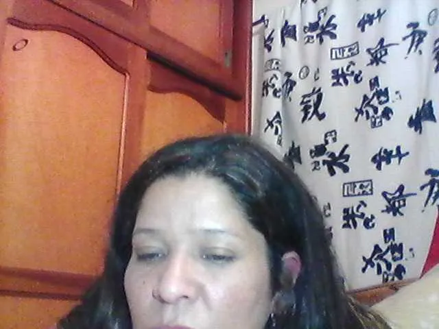 Live sex webcam photo for myDara #271532952