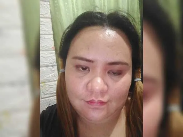 Live sex webcam photo for Asianlyn #271539353