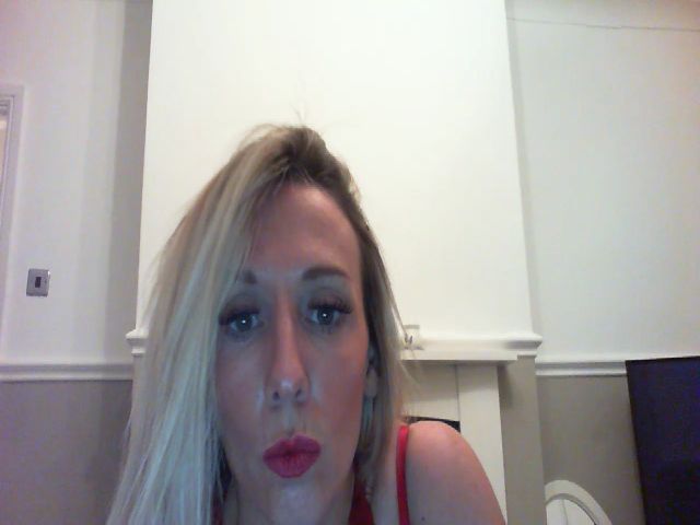 Live sex webcam photo for Tinkerbell53 #271542310