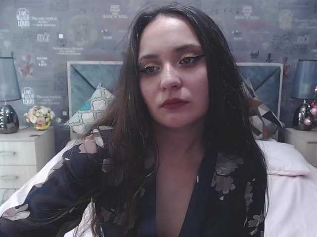 Live sex webcam photo for MokkyCute #271539728