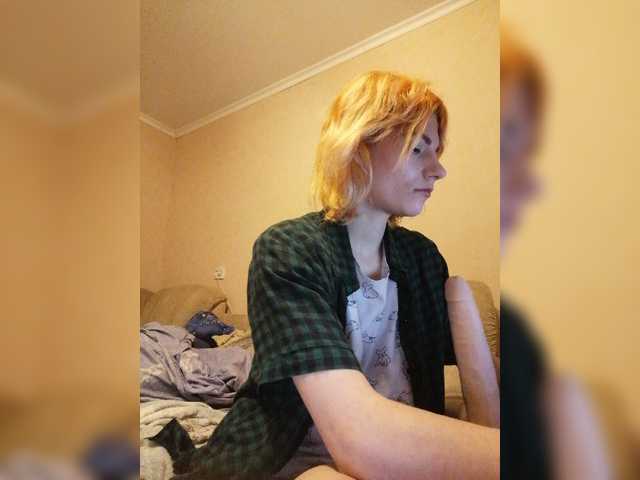 Live sex webcam photo for Lollikon666 #271528501