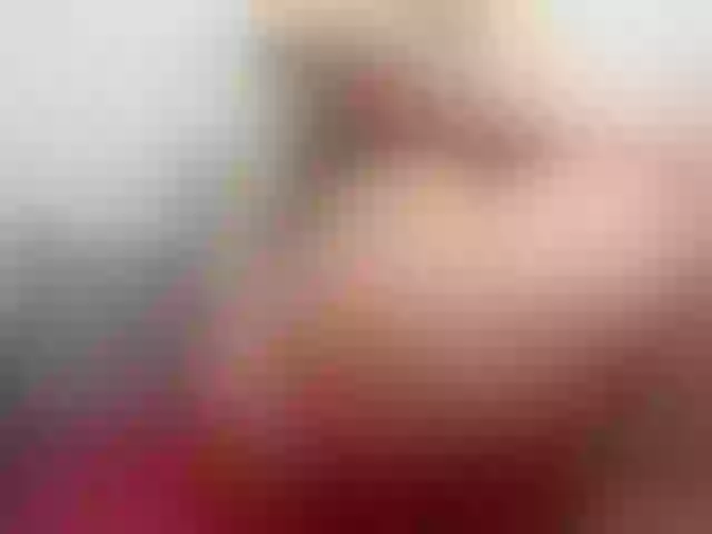 Live sex webcam photo for LatinaDream #271535701
