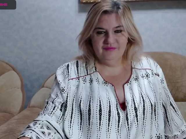 Live sex webcam photo for VishenkaStar #271552698