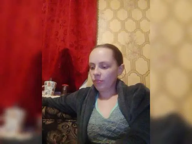Live sex webcam photo for REPTILIAY #271544356
