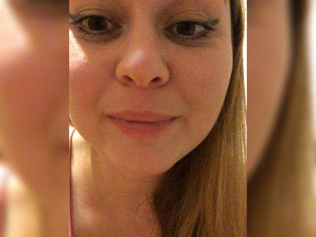 Live sex webcam photo for greis-777 #271543341