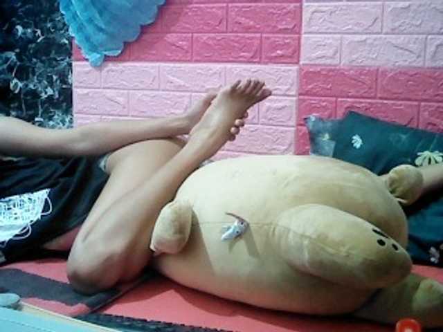 Live sex webcam photo for SexyRain22 #271547434