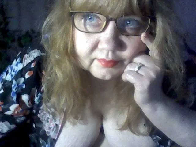 Live sex webcam photo for LanaDeloias #271550077