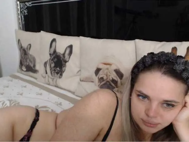 Live sex webcam photo for Lucritia #271553012