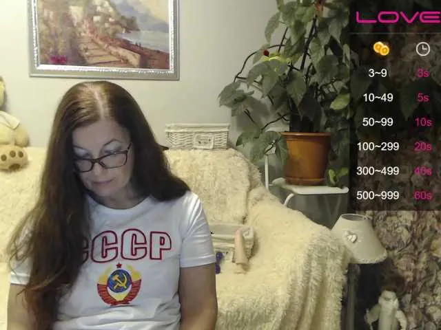 Live sex webcam photo for HelenBerg #271552585