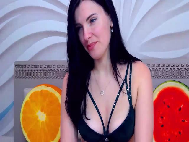 Live sex webcam photo for Beauty_Betty #271548661