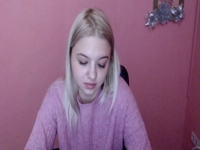 Live sex webcam photo for KalipsoHun #271549051