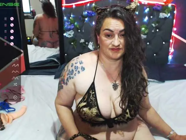 Live sex webcam photo for SaraCraft75 #271552841