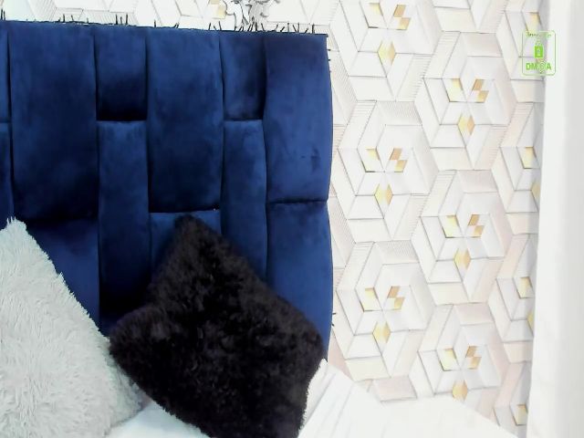 Live sex webcam photo for Anna_cooper #271554198