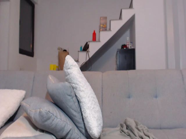 Live sex webcam photo for Gabrielaaxxx #271544820